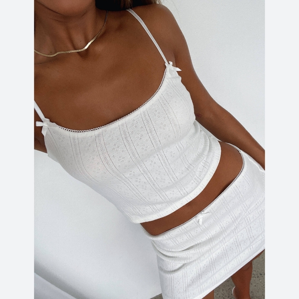 White fox boutique stay away from her white cami size xs - Picture 2 of 5